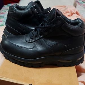 Nike ACG men's 9